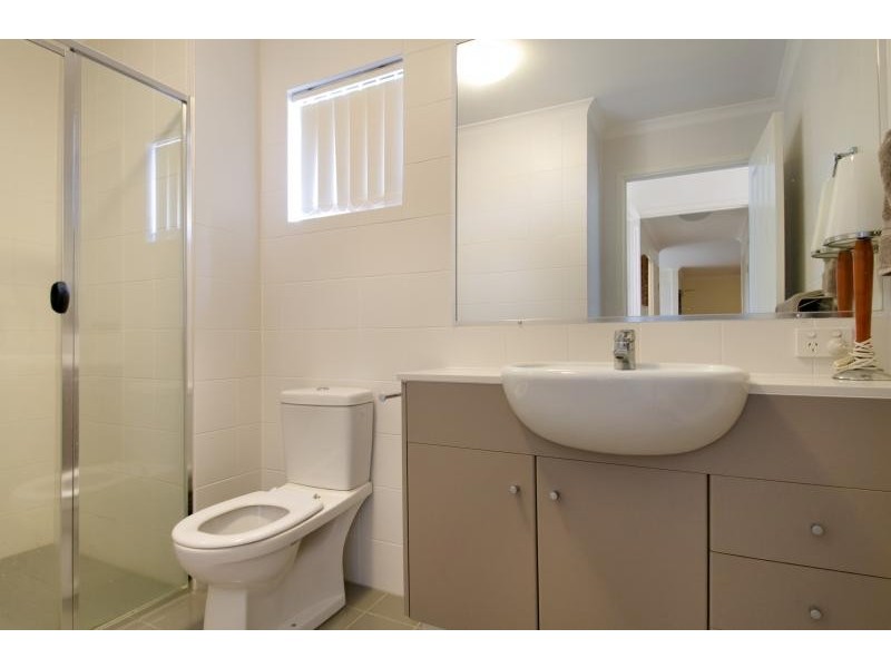 5/ 1 Riverwalk Avenue, Robina QLD 4226