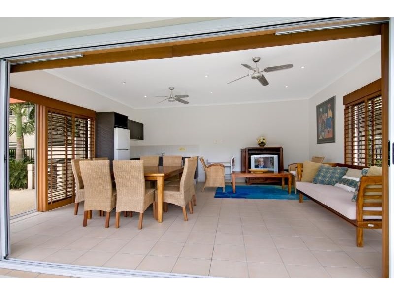 5/ 1 Riverwalk Avenue, Robina QLD 4226