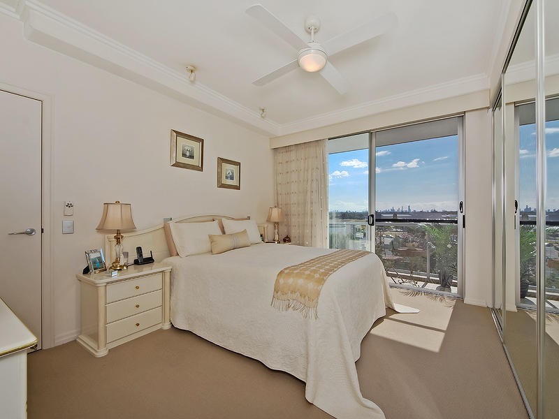 18/ 34 Riverwalk Avenue, Robina QLD 4226