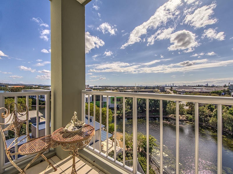 18/ 34 Riverwalk Avenue, Robina QLD 4226