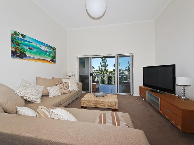 18/ 1 Riverwalk Avenue, Robina QLD 4226