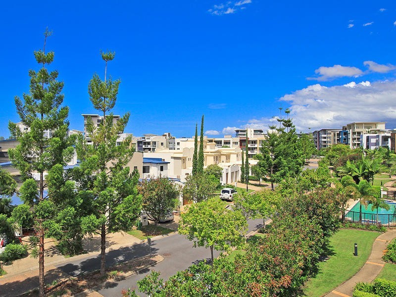 18/ 1 Riverwalk Avenue, Robina QLD 4226