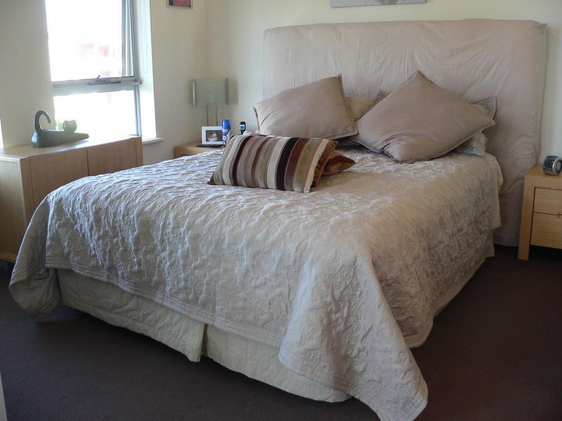 8/ 64 Riverwalk Avenue, Robina QLD 4226