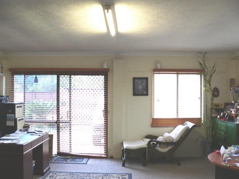239 Ron Penhaligon Way, Robina QLD 4226
