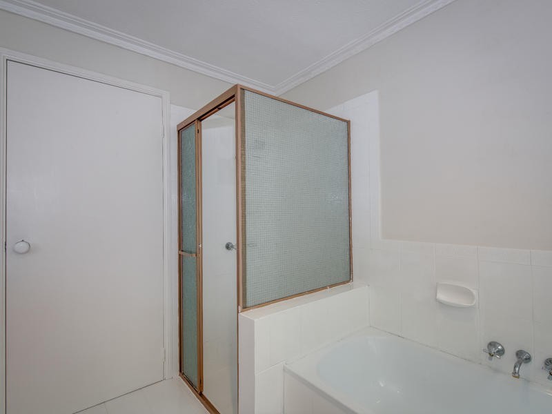 239 Ron Penhaligon Way, Robina QLD 4226