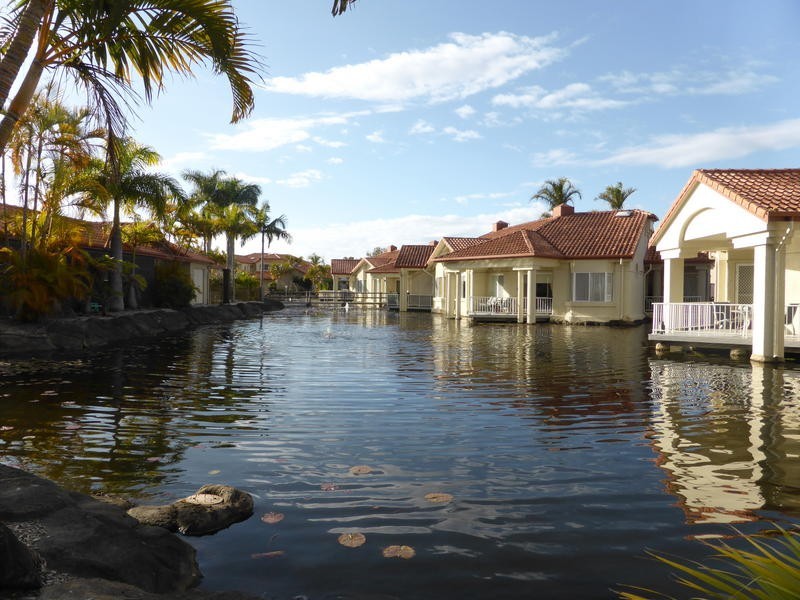 55/ 24 Ron Penhaligon Way, Robina QLD 4226