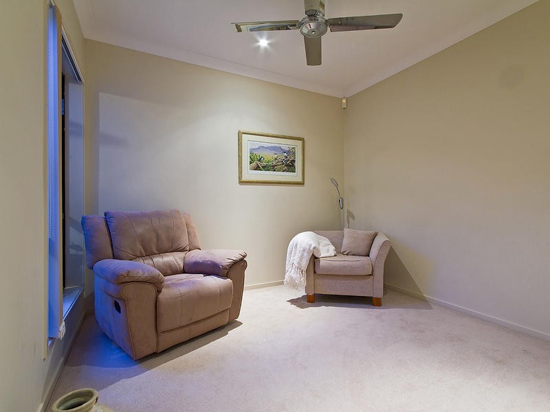 15 Royal Woods Drive, Robina QLD 4226