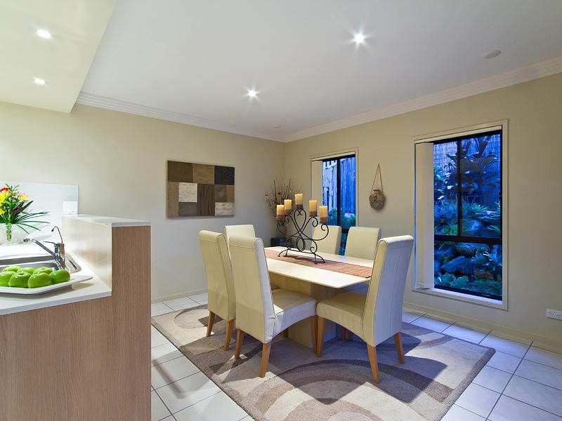 17 Royal Woods Drive, Robina QLD 4226