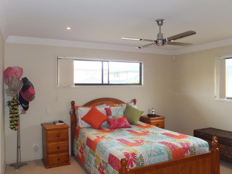 21 Royal Woods Drive, Robina QLD 4226