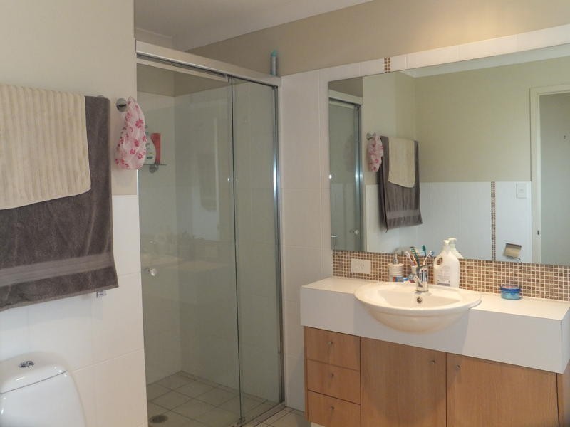 21 Royal Woods Drive, Robina QLD 4226