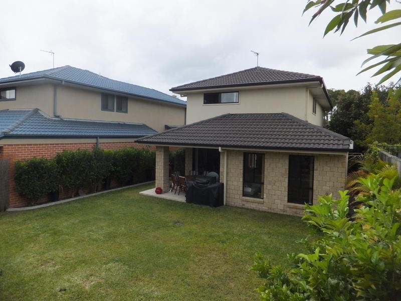 21 Royal Woods Drive, Robina QLD 4226