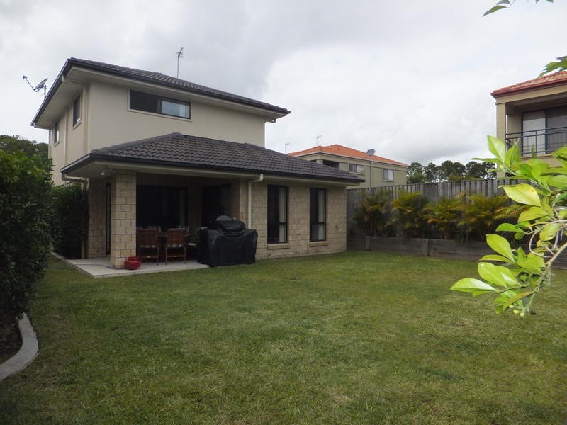 21 Royal Woods Drive, Robina QLD 4226