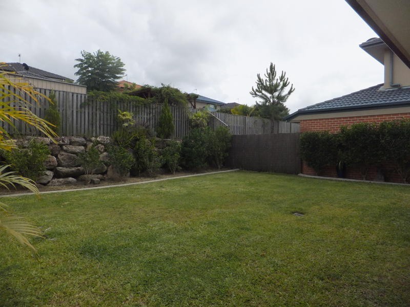21 Royal Woods Drive, Robina QLD 4226
