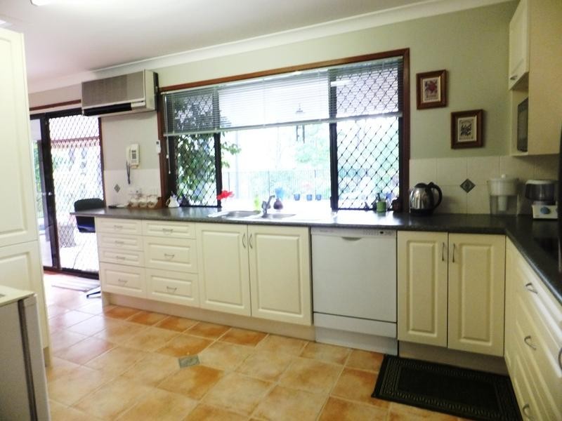 3 Royston Crescent, Reedy Creek QLD 4227