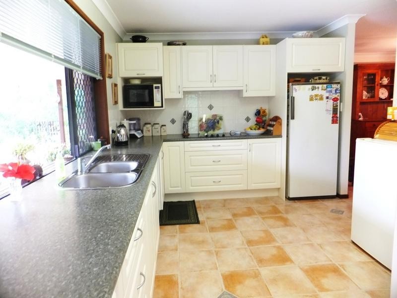 3 Royston Crescent, Reedy Creek QLD 4227