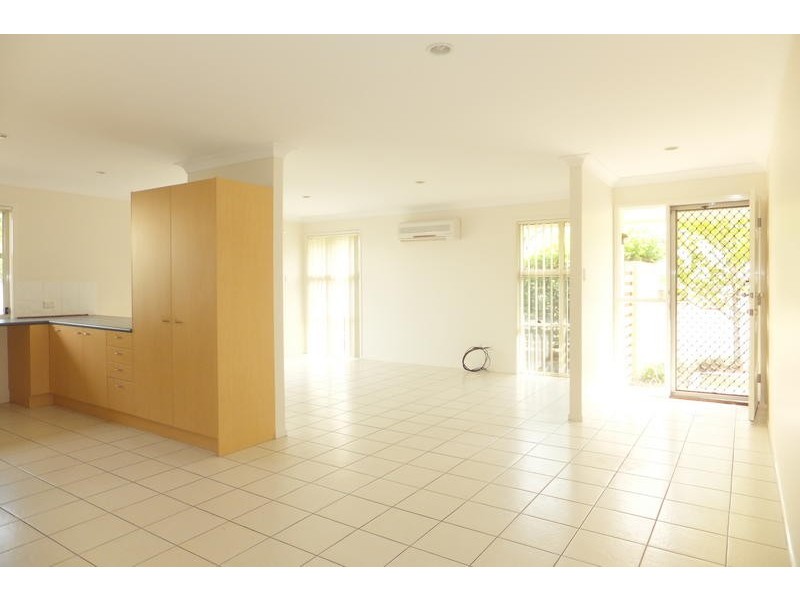 1/ 29 Sandhurst Cr, Upper Coomera QLD 4209