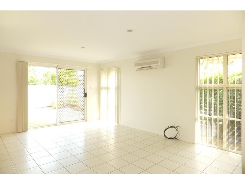 1/ 29 Sandhurst Cr, Upper Coomera QLD 4209