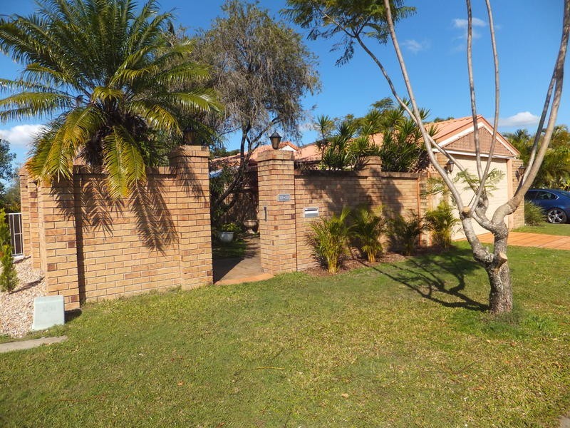 16 Seafoam Close, Varsity Lakes QLD 4227