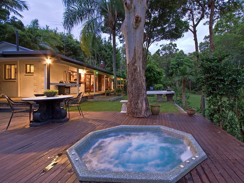 1 Shetland Place, Mudgeeraba QLD 4213