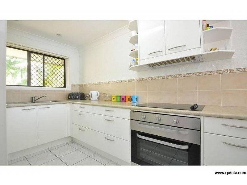 @/ 11 Shrike Ct, Burleigh Waters QLD 4220