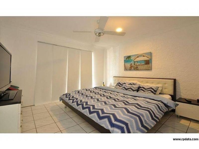 @/ 11 Shrike Ct, Burleigh Waters QLD 4220