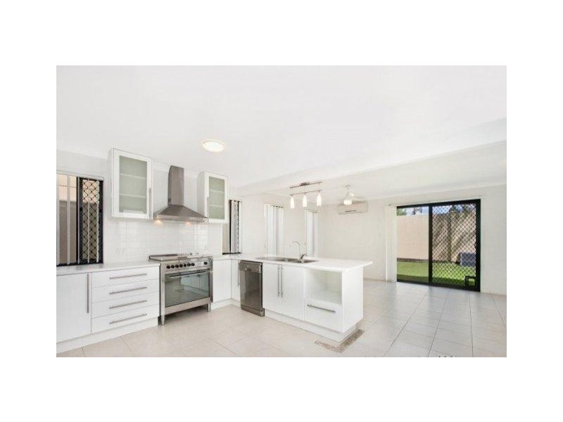 1 & 2/ 13 Silvermaple Street, Robina QLD 4226