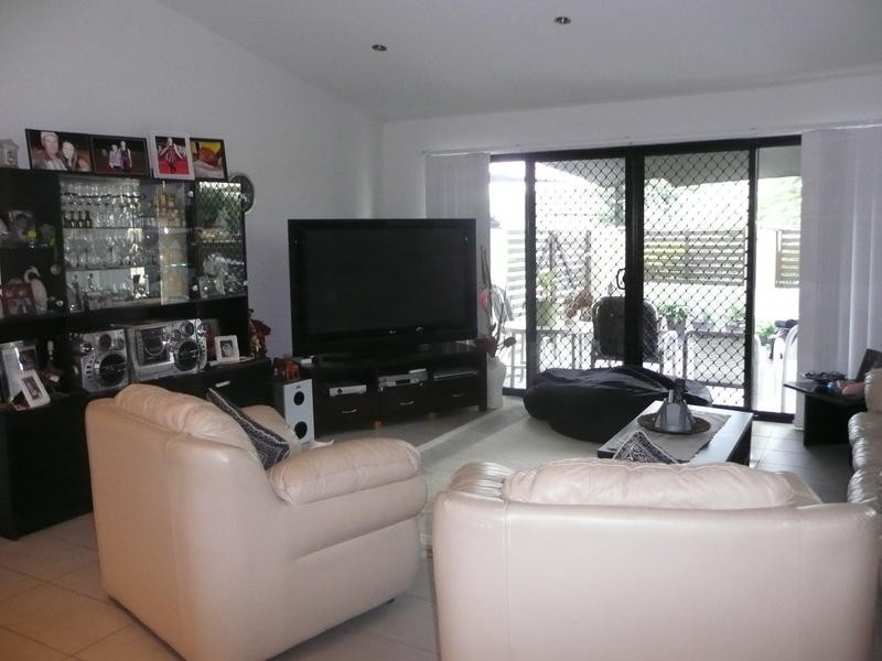 3 Heights Drive, Robina QLD 4226