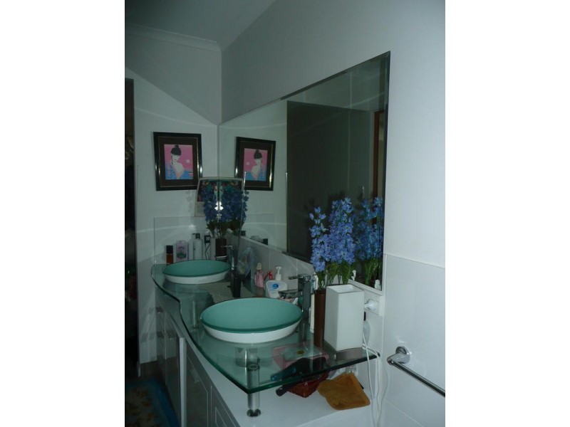 3 Heights Drive, Robina QLD 4226