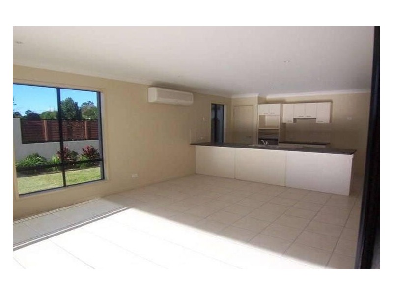 2/ 1 Silvermaple Street, Robina QLD 4226