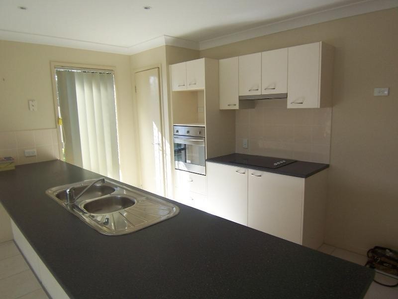 2/ 1 Silvermaple Street, Robina QLD 4226