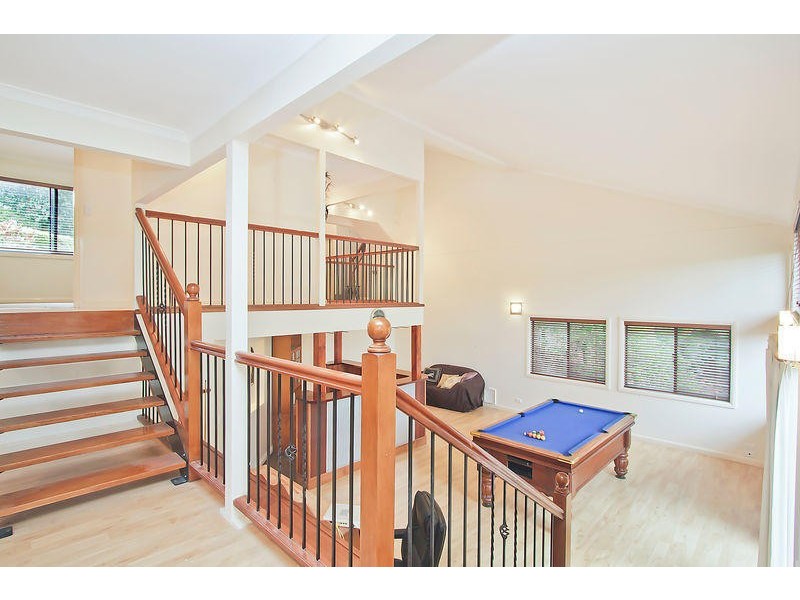 125 Simpsons Road, Elanora QLD 4221