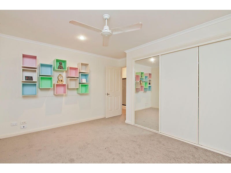 125 Simpsons Road, Elanora QLD 4221