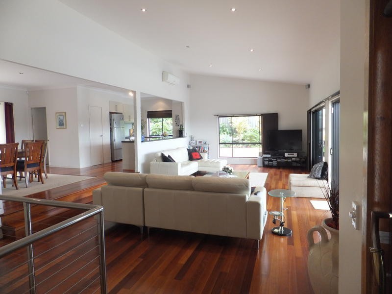 56 Sky Royal Terrace, Burleigh Heads QLD 4220