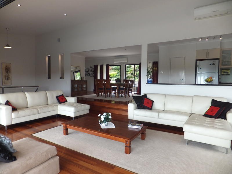 56 Sky Royal Terrace, Burleigh Heads QLD 4220