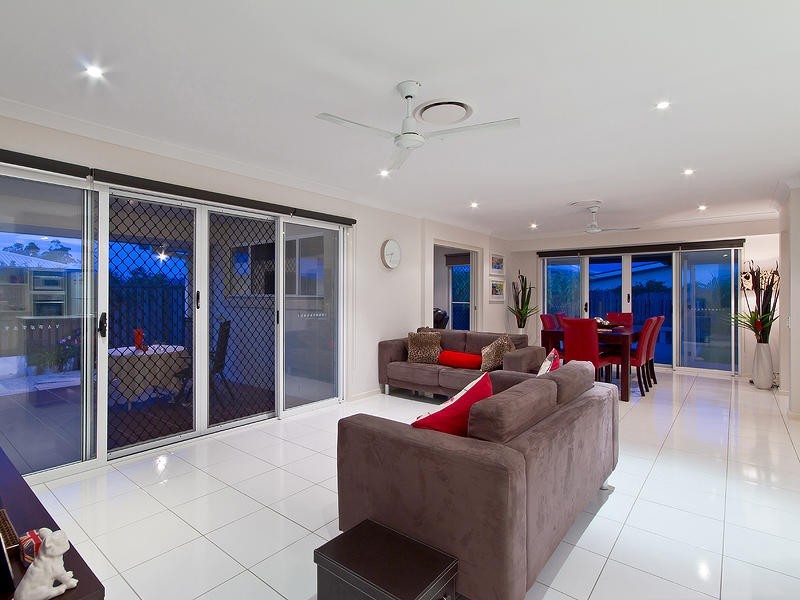 35 Skywatch Circuit, Reedy Creek QLD 4227