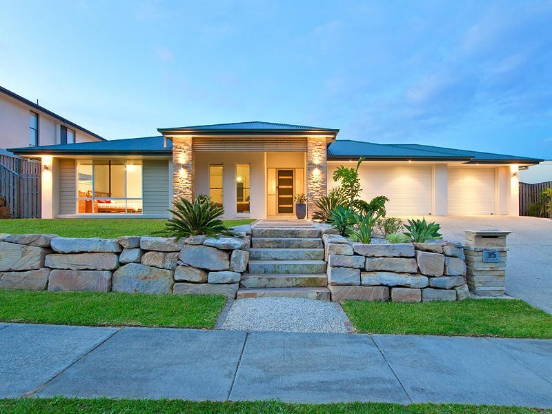 35 Skywatch Circuit, Reedy Creek QLD 4227