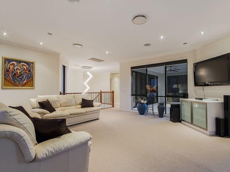 14 Southern Skies Avenue, Reedy Creek QLD 4227