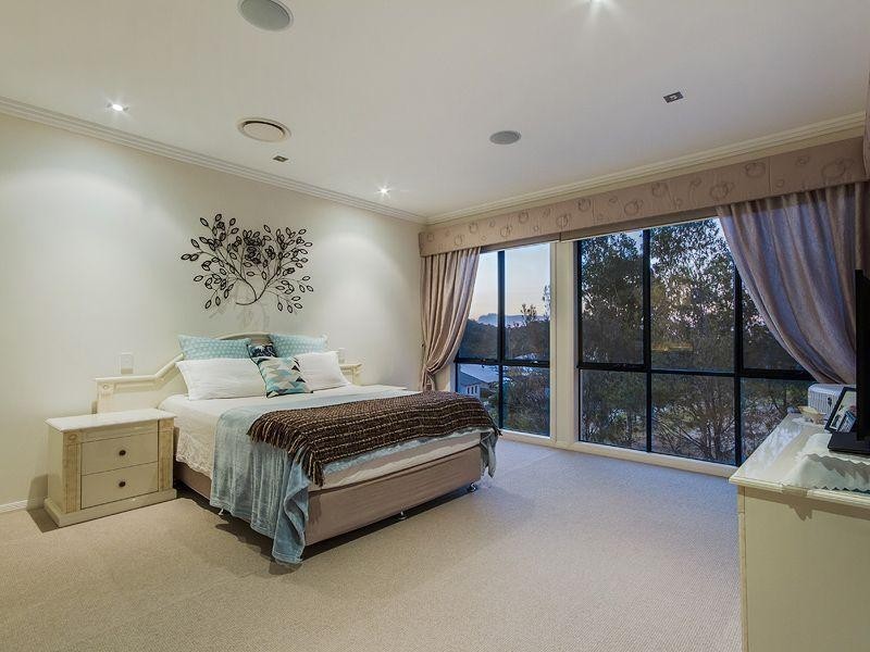 14 Southern Skies Avenue, Reedy Creek QLD 4227