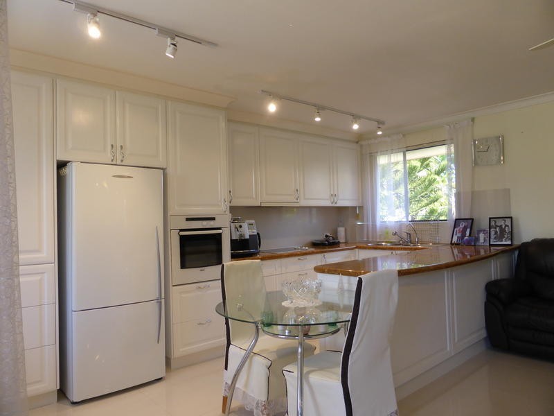 16/ 26 Stanhill Drive, Chevron Island QLD 4217