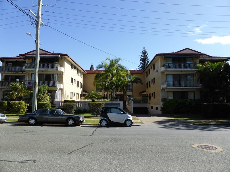16/ 26 Stanhill Drive, Chevron Island QLD 4217