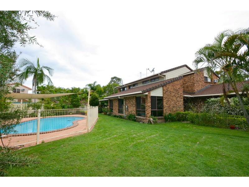 17 St Ives Drive, Robina QLD 4226