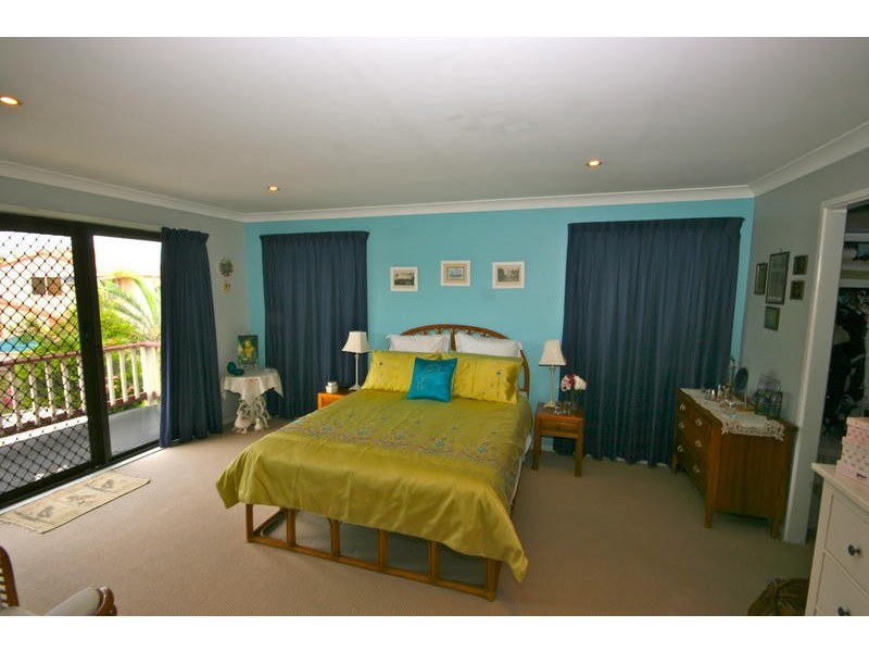 17 St Ives Drive, Robina QLD 4226