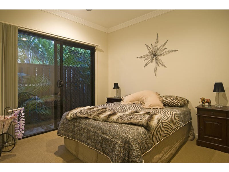 Varsity Lakes QLD 4227