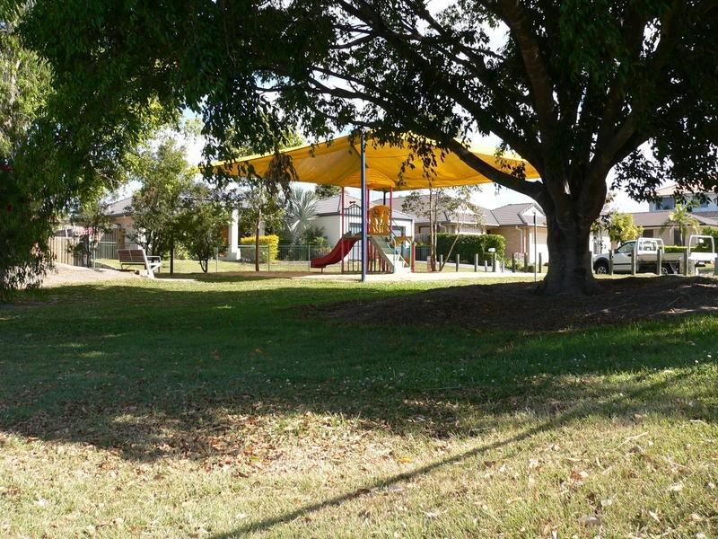 4 Sunnybrae Close, Merrimac QLD 4226