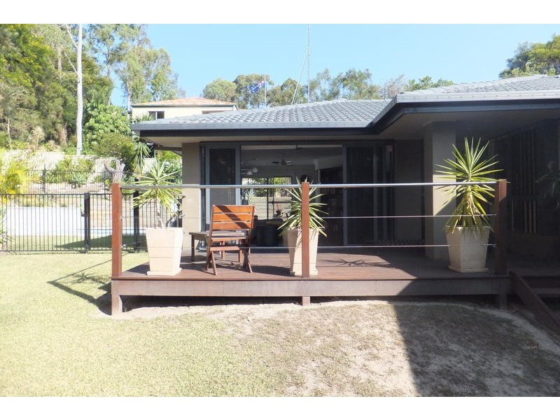 5 Sylvania Place, Robina QLD 4226