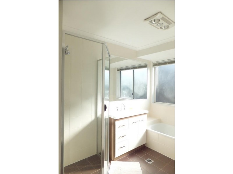 5 Sylvania Place, Robina QLD 4226