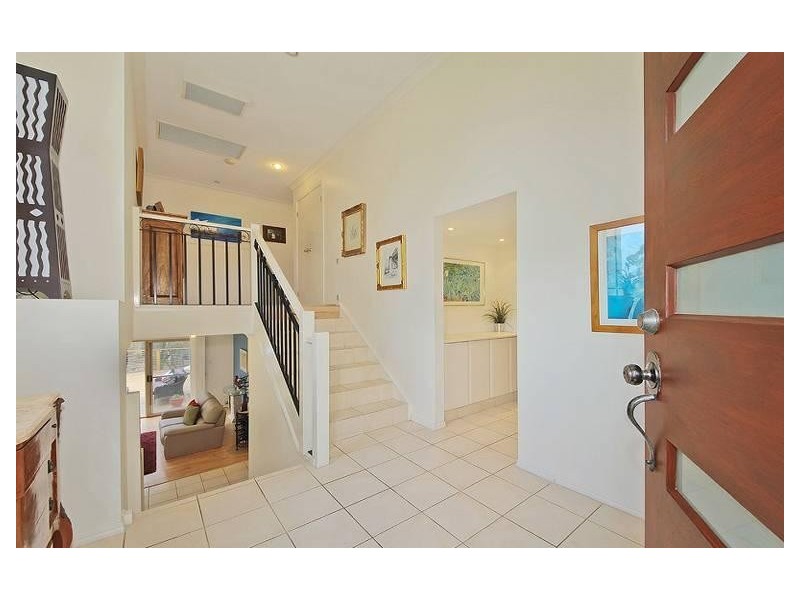 5 Tea Gardens Place, Robina QLD 4226