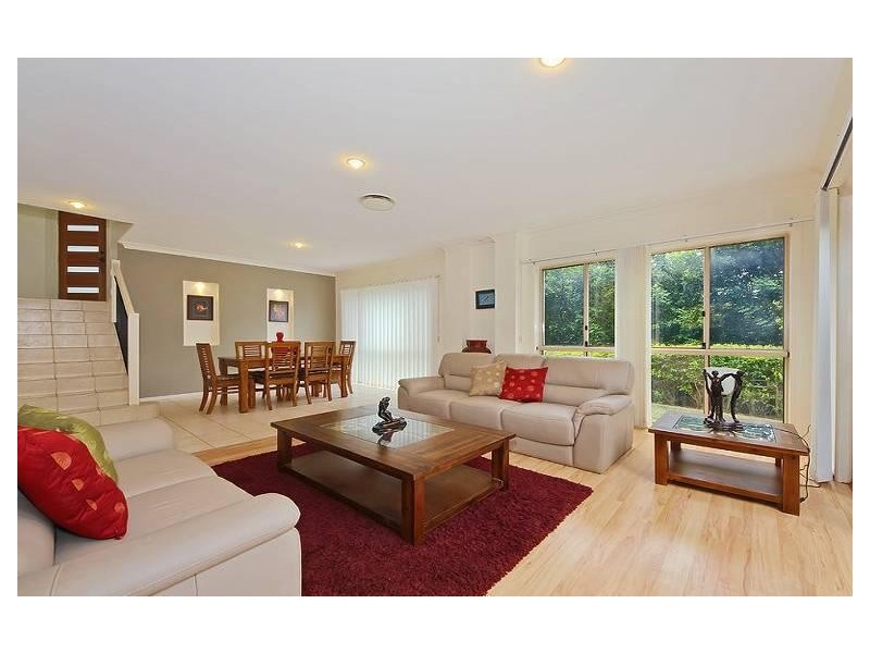5 Tea Gardens Place, Robina QLD 4226