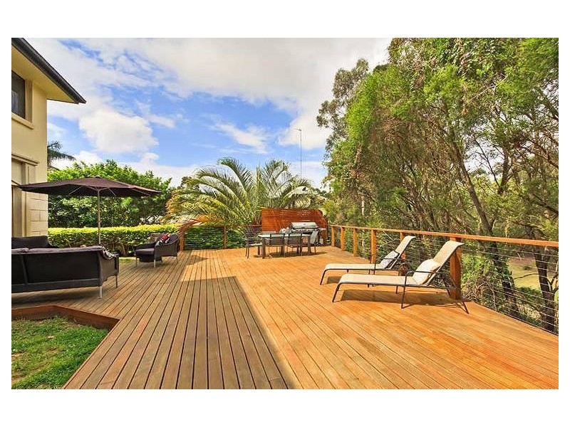 5 Tea Gardens Place, Robina QLD 4226