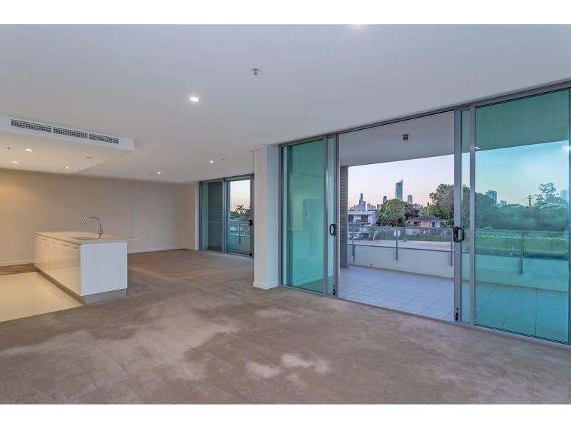 1110/ 33 T E Peters Drive, Broadbeach Waters QLD 4218